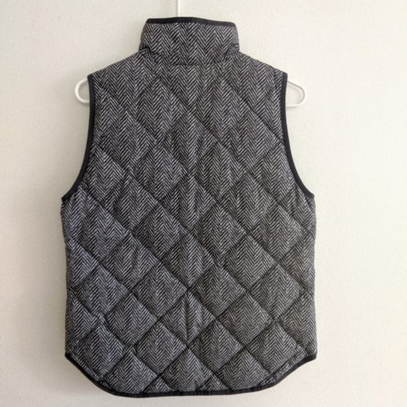 NWOT J. Crew Herringbone Gray and White Gold Vest Size Small - Picture 2 of 5